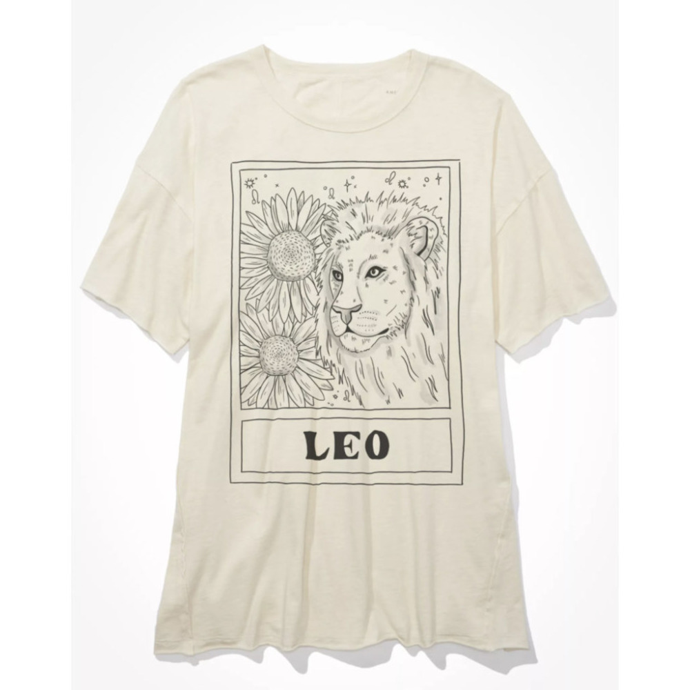 AE Oversized Leo Graphic Tshirt